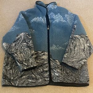 REVERSIBLE MOUNTAIN GRAPHIC FLEECE XXL